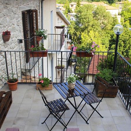 La Casa In Pietra Leilighet Villa Santa Maria  Eksteriør bilde