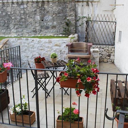 La Casa In Pietra Leilighet Villa Santa Maria  Eksteriør bilde