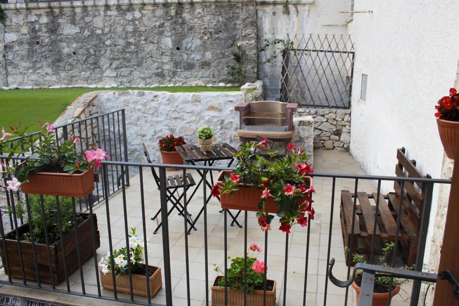 La Casa In Pietra Leilighet Villa Santa Maria  Eksteriør bilde
