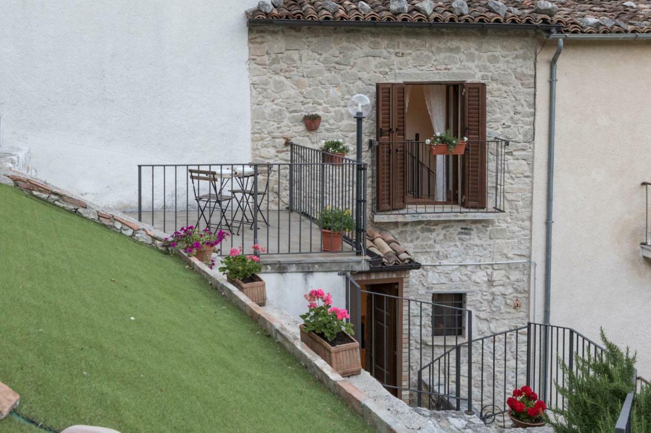 La Casa In Pietra Leilighet Villa Santa Maria  Eksteriør bilde