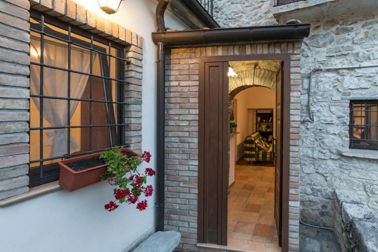 La Casa In Pietra Leilighet Villa Santa Maria  Eksteriør bilde