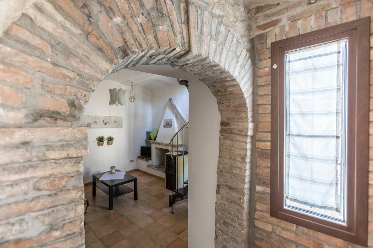La Casa In Pietra Leilighet Villa Santa Maria  Eksteriør bilde